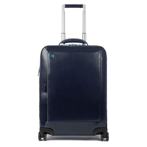 Синий чемодан на колесах  55 x 40 x 20 см