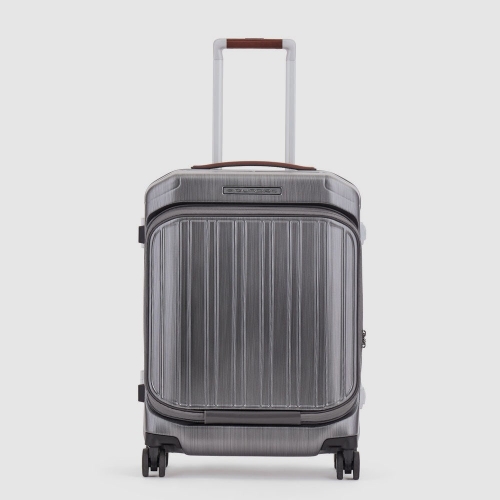 Серый чемодан на колесах  55 x 40 x 20 см